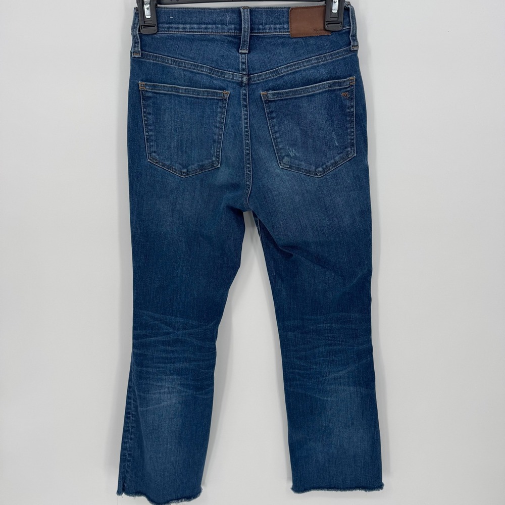 Madewell Cali Demi Boot Jeans Cropped Size 24 High Rise Medium Wash Frayed Hem - Picture 5 of 8